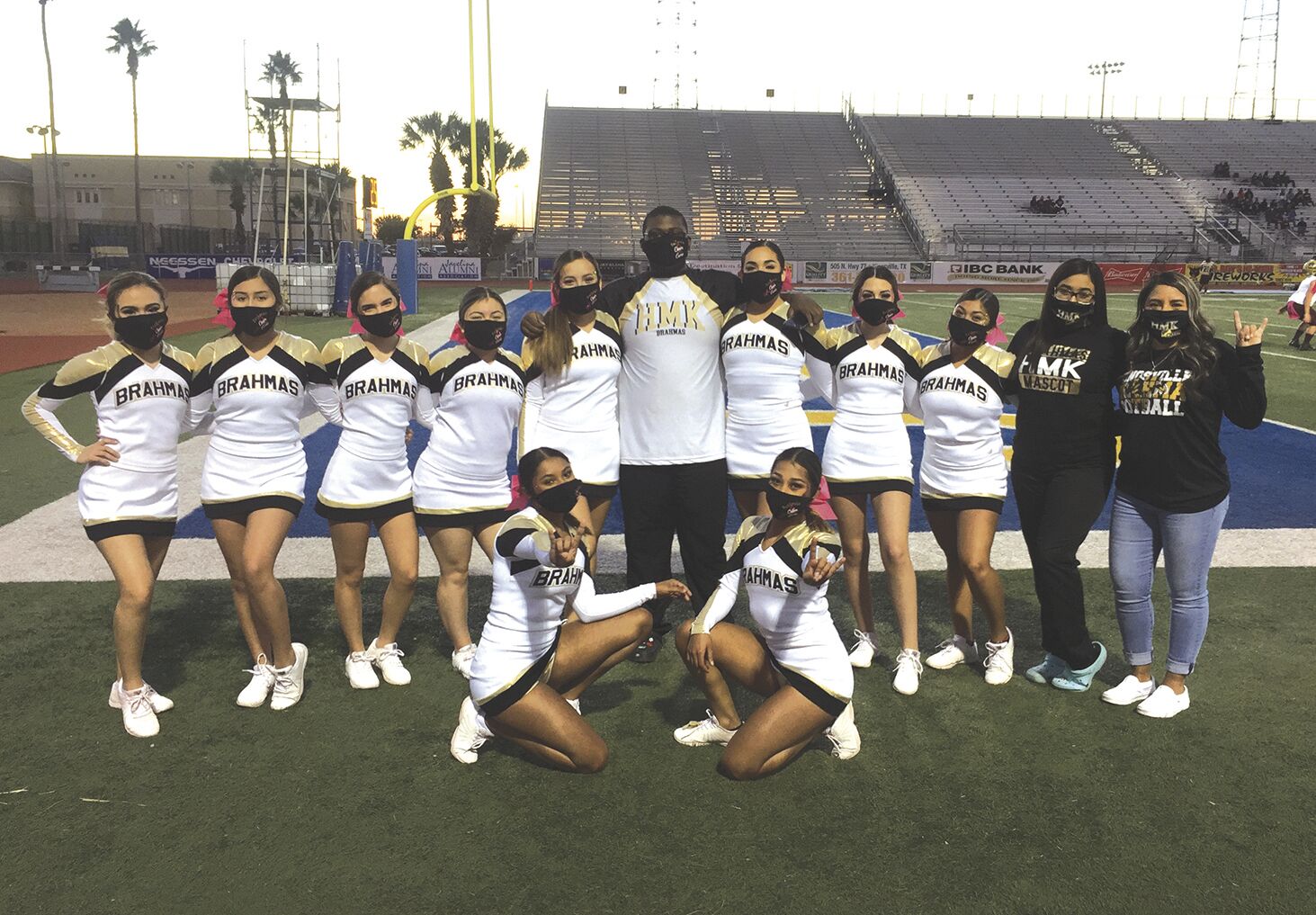 The 2020-21 HMK Cheer Team